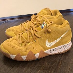 Kyrie Cinnamon Toast Crunch Size 6.5